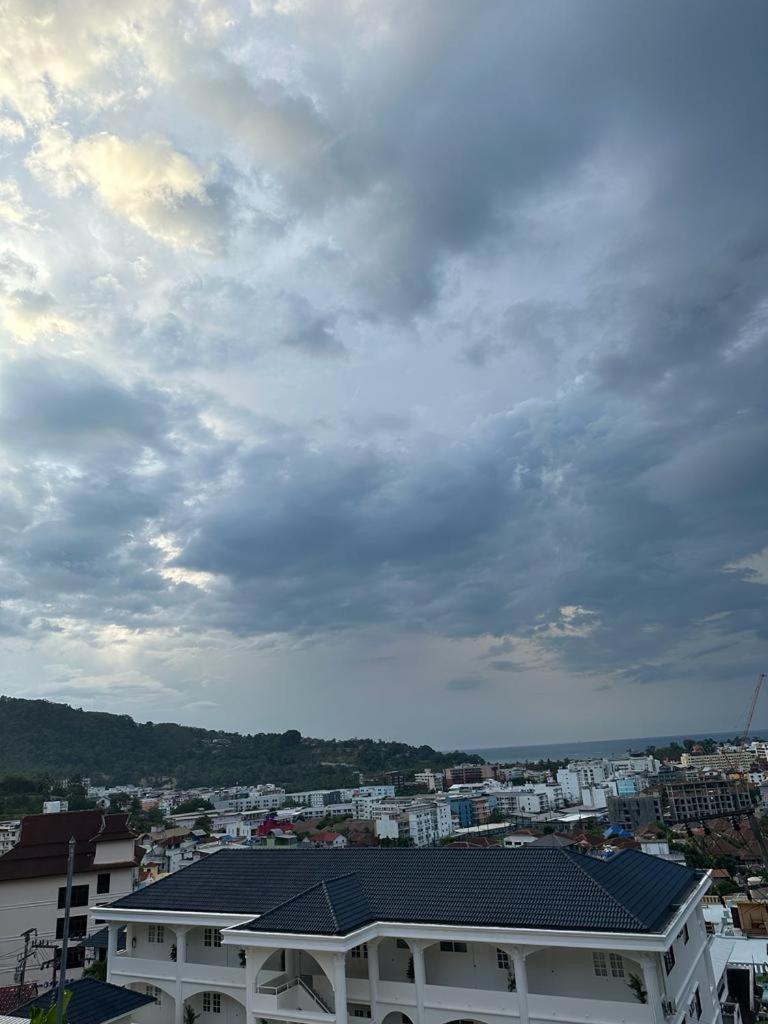 Aksarai Hotel Patong Dış mekan fotoğraf