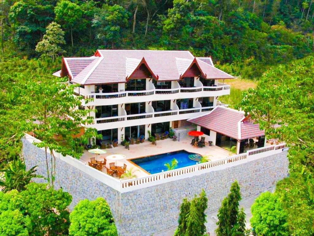 Aksarai Hotel Patong Dış mekan fotoğraf