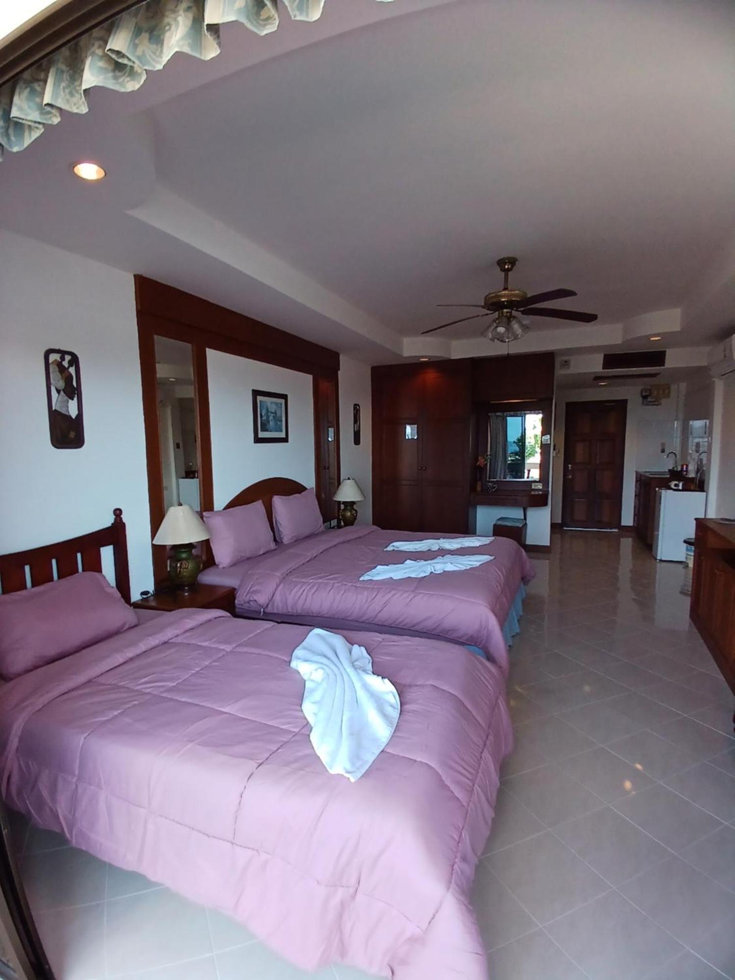 Aksarai Hotel Patong Dış mekan fotoğraf