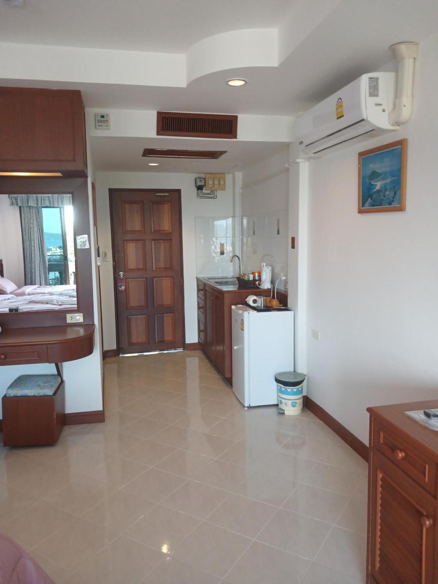 Aksarai Hotel Patong Dış mekan fotoğraf