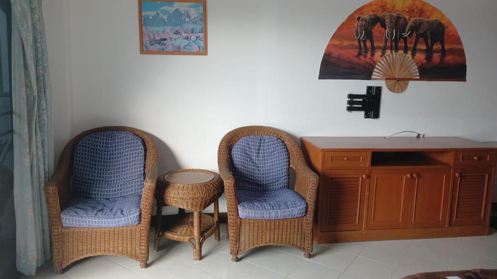 Aksarai Hotel Patong Dış mekan fotoğraf